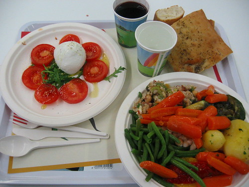 Salade caprese, mixed vegetables, bread and wine